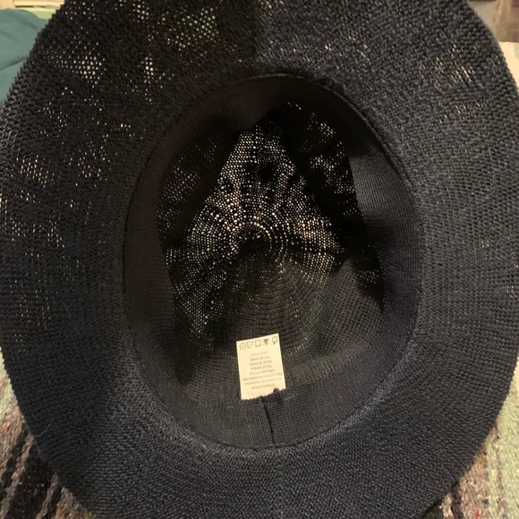 women’s hat - Picture 5 of 6